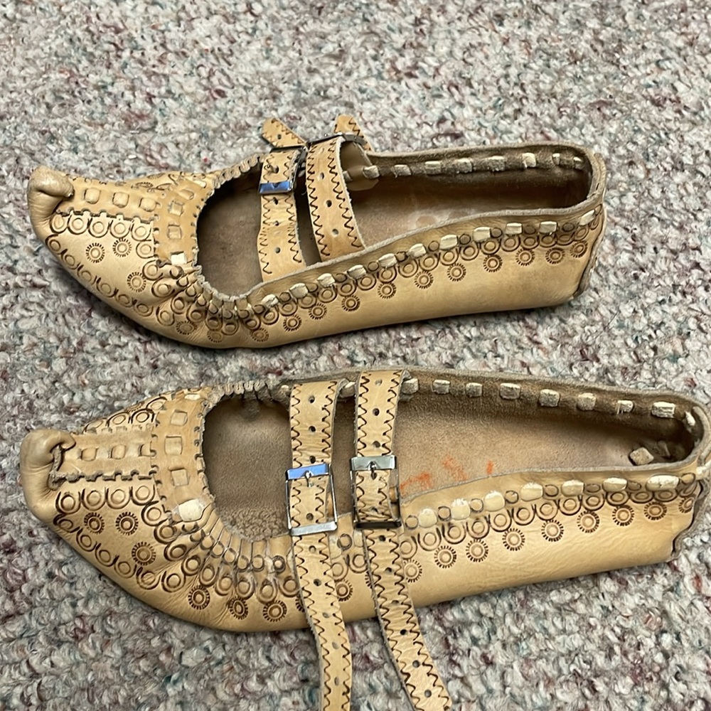 Traditional handmade leather double strap shoe
